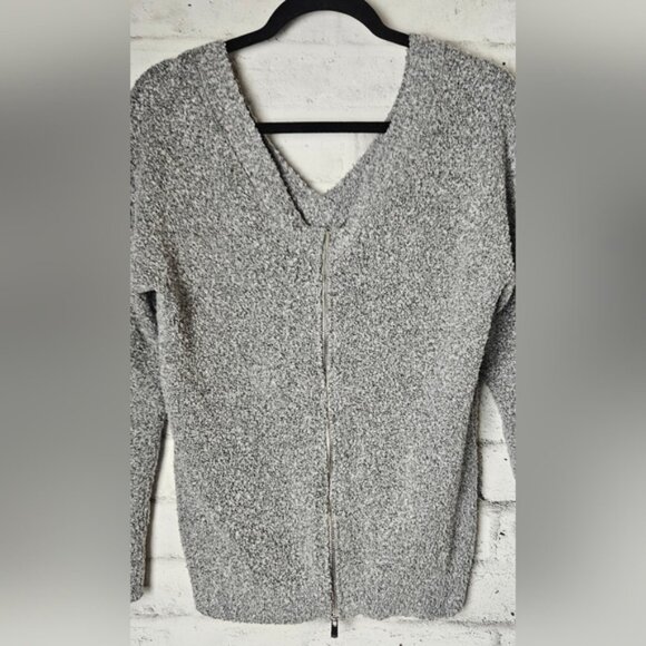 Dynamite Deep V-Neck Low Back with Functional Zipper Knit Sweater - Picture 3 of 8